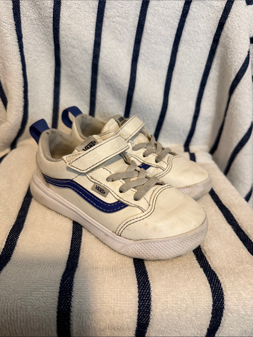 Vans Kids White Sneakers with Blue Side Stripe